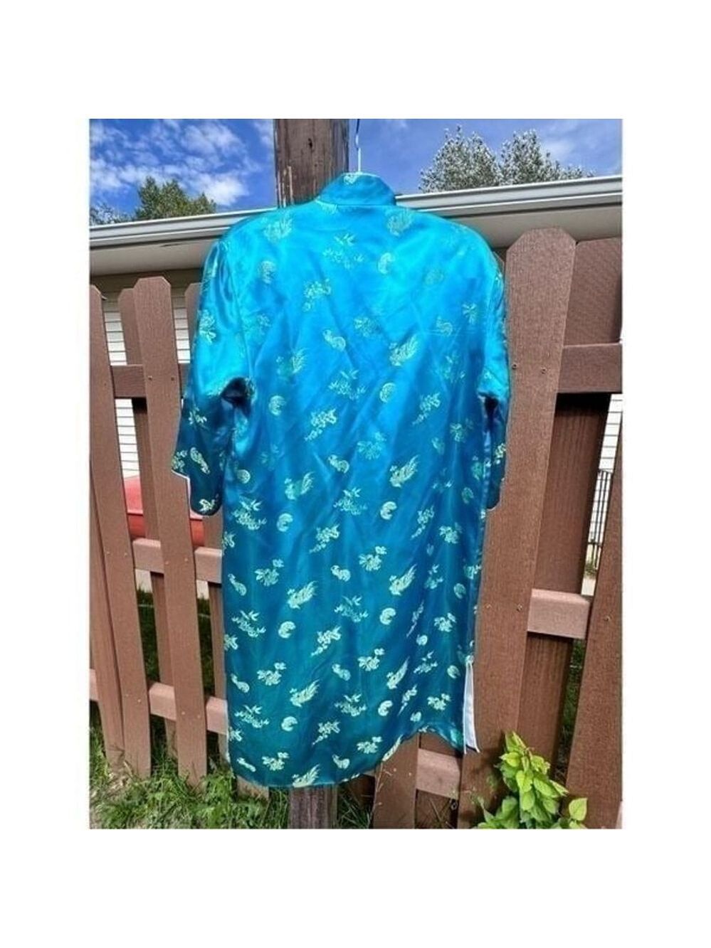 Cheongsam dress shiny silky blue med Hong Kong ornate gold embroidery white sati - Picture 6 of 12